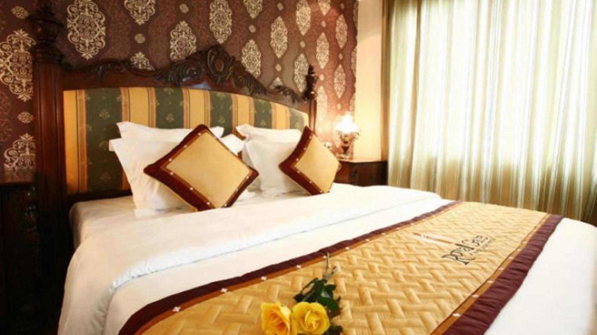 Royal Gate Hotel Hanoi Værelse billede