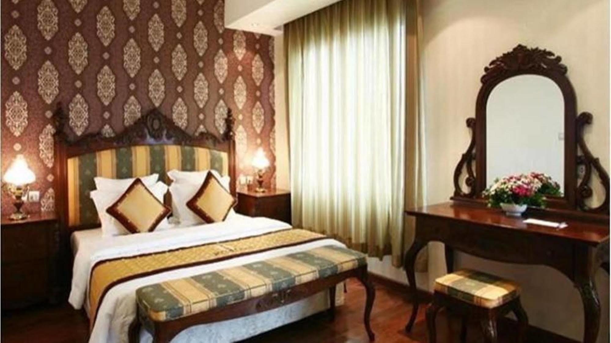 Royal Gate Hotel Hanoi Eksteriør billede